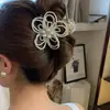 Pinza para el Cabello de Flor de Perla Estilo Francés para Mujer, Accesorio para el Cabello de Alta Gama, Pinza de Tiburón para Cabello Semirecogido en la Parte Posterior de la Cabeza