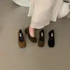 Zapatos de Mujer Marrones de Gamuza con Tacón Medio Estilo Francés 2026 Primavera y Otoño Retro para el Trabajo Nocturno Tacón Grueso Zapatos de Abuela