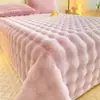 Cobertor de Cama Pelúcia Pelo de Coelho Espesso de Inverno Conjunto de Três Peças Casa Antiderrapante Lençol de Cama Plus Veludo Tatami Lençol de Cama Aquecido Cobertor de Colchão