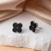 Pendientes de Plata de Ley 925 con Forma de Trébol de Cuatro Hojas para Mujer, Pendientes Pequeños y Exquisitos de Flor de Nácar para Estudiantes con Lóbulos Perforados, Clavos para Hélice Auricular Diarios
