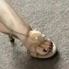 Sandalias de Tacón Alto con Falda Camelia Verano 2025 Nuevas Sandalias Abiertas para Mujer Estilo Hada Retro con Hermoso Temperamento