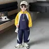 Conjunto de Sudadera para Niños 2025 Nuevo Estilo Atuendo de Otoño para Niños Elegante Conjunto de Dos Piezas para Bebés de Primavera y Otoño Estilo Coreano
