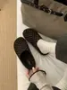 Chinelos fechados de bolinhas com sola grossa para mulheres, tamancos preguiçosos de pelúcia sem cadarço, meias-pantufas versáteis que aumentam a altura interna, Outono/Inverno 2026
