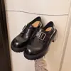 Mocasines retro de hebilla estilo británico para mujer, nuevo modelo 2026, zapatos casuales de suela gruesa que aumentan la altura, zapatos pequeños de cuero elegantes para mujer