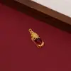 Novo Pingente Chaveiro de Cabacinho Dourado Tradicional Estilo Chinês com Oito Tesouros Vazados, Lótus da Riqueza e Acessórios de Bússola