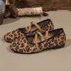 Zapatos transfronterizos de comercio exterior con punta redonda, nuevos zapatos casuales de talla grande con estampado de leopardo para primavera y otoño, talla 43 zapatos planos sin cordones en stock