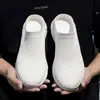 Zapatos tipo calcetín de punto grande transfronterizos para hombre, Tenis casuales de malla transpirables, Zapatos para hombre slip-on de suela suave, Color blanco y albaricoque