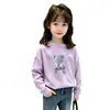 Camiseta elegante de manga larga 100% algodón para niña, nuevo modelo primavera y otoño 2026, top básico de dibujos animados con cuello redondo para niños