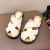Pantuflas para Mujer 2025 Verano Nuevo Estilo Trenza Romana en la Punta Medias Pantuflas para Mujer Planas Sandalias Perezosas Slip-On para Mujer