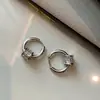 Pendientes de Aro Pequeños Dorados Estilo Europeo y Americano para Mujer, Diseño de Nicho Otoñal con Pendientes de Botón de Alta Gama, Elegantes, Sencillos y Versátiles