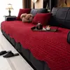 Cojín de Sofá de Pana Festivo Rojo Boda Invierno 2026 Nuevo Engrosado Fijo Antideslizante Cojín de Asiento Funda de Una Pieza