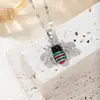 Collar Colgante de Abeja Esmaltada con Pedrería Bicolor Dorado y Plateado, Estilo Nuevo y Sencillo para Mujer, Estilo Versátil, en Stock para Entrega Rápida, Suministro Transfronterizo