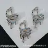 Accesorios de Estilo Oscuro Estilo Europeo y Americano Mariposa Negra Pistola Cruz de Rosa Colgante Pulsera de Cuentas DIY Collar