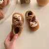 Zapatos de Algodón para Niños 2026 Otoño/Invierno Nuevos para Bebé Calientes Gato de Dibujos Animados Birkenstock Lindos Zapatos Peludos Zapatos Grandes de Algodón para Niñas
