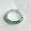 Fabricante Mais Vendido Atacado Pulseira de Jade Verde Tianshan Plana, Pulseira com Padrão de Flor de Jade com Fio de Ouro, Pulseira Estilo Clássico, Quartizita