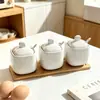 Estilo Minimalista Nórdico Frasco para Condimentos Caja de Cerámica para Condimentos para Uso Doméstico con Tapa y Bandeja de Madera, Contenedor Redondo para Condimentos para Glutamato Monosódico y Sal