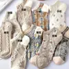 Calcetines para Mujer Calcetines Cortos Primavera Otoño Verano Delgados ins Modernos Combinan con Todo Estilo Japonés Bajos Vintage Artísticos Estudiantes Calcetines de Barco Tridimensionales