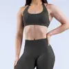 Sujetador de yoga cruzado transfronterizo europeo y americano, camiseta sin mangas de tres capas de alta elasticidad con sujetador incorporado, espalda y hombros bonitos, cuello halter, cómodo y ajustado