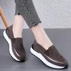 Sapatos sociais mocassins outono e inverno Novos sapatos de camada única com sola grossa sapatos plataforma couro macio sola macia sapatos femininos slip-on tamanho grande