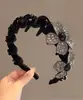 Diadema de Terciopelo Rojo para Mujer, Estilo Nuevo de Alta Gama 2026, Diadema para Lavarse la Cara, Pinza para el Cabello, Accesorio para el Cabello de Otoño e Invierno