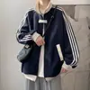 Jaqueta de Baseball Estilo Americano com Três Listras para Homens, Jaqueta Esportiva Listrada da Moda para Outono com Tecido Pesado, Peça de Roupa Externa Patchwork para Jovens