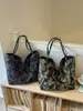 Bolsos Casuales de Gran Capacidad al por Mayor para Mujer 2025 Nuevo Bolso Tote Estampado de Leopardo Bolso de Lona Camuflado de Moda