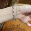 Pulseira Larga Aberta em Malha Prata de Alto Padrão para Mulheres, Moda de Luxo Leve, Joia de Pulseira Versátil e Empilhável