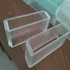 Vidrio con Forma de U para Pared Exterior de Hotel Ranura en Forma de Vidrio Templado Escarchado Pera Ranura en Forma de U Puertas y Ventanas Transmitentes de Luz Especial para Sandblasting