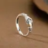 Anel Mãos Dadas em Prata de Lei S925 Yuebao Jewelry Brilhante Retrô Criativo Anel de Prata Dia dos Namorados Atacado