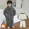 Conjunto de Ropa para el Hogar Acolchado Espeso de Tres Capas 0200 Pijama para Niños Conjunto de Dos Piezas Abrigo de Algodón Espeso Forrado de Polar y Pantalones de Invierno