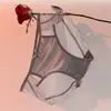 2026 Nueva Ropa Interior Estilo Pura Pasión con Tiras Cruzadas Finas y Corte en las Nalgas para Mujer Calzones Suaves Ligeros de Satén y Encaje Franceses para Mujer
