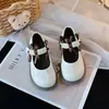 Zapatos de Cuero con Perlas Estilo Lolita para Niñas 2025 Primavera y Otoño Nuevos Zapatos de Uniforme JK para Niños Medianos y Grandes Zapatos de Vestir Versátiles Zapatos de Rendimiento