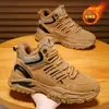 Sapatos Masculinos 2025 Novo Inverno Casual Pelúcia Engrossado Quente Aumenta Altura Masculino Caminhada Martin Esportes Pai Tendência Sapatos