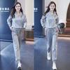 Conjunto de Roupa Esportiva Casual para Mulheres 2026 Primavera e Outono Novo Estilo Solto, Fashion e Tendência Conjunto de Duas Peças: Moletom e Calça