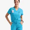 Uniformes Quirúrgicos Hospitalarios Personalizados al por Mayor Uniformes de Manga Corta para Doctor y Enfermera Poliéster Cuello en V Monos para Técnico Clínica