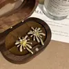 Aretes de Fuegos Artificiales Dorados Microincrustados para Mujer, Joyería de Oreja de Lujo de Alta Gama Adecuada para Invierno, Únicos y Deslumbrantes 2026