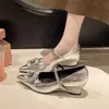 Sapatos Mary Jane Femininos 2026 Outono Nova Chegada Tamanho Grande Fivela Quadrada com Strass Francês Tira Única Salto Anabela Bico Fino Baixo Sapato Único