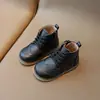 Botas Infantiles Otoño Estilo Caliente Estilo Coreano Botas Martin Hasta la Pantorrilla Infantiles Zapatos para Niños Pequeños Estudiantes Zapatos de Tabla para Niñas Zapatos de Suela Suave