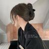 Clip de pelo con forma de tiburón grande Advanced Sense Wave para mujer, accesorio elegante para el cabello con múltiples volúmenes en la parte posterior de la cabeza.