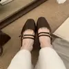 Sapatos Mary Jane Quadrados Versáteis de Fivela Dupla Estilo Coreano para Mulheres, Novo Estilo Gentil para a Noite, Sapatos de Vovó para o Trabalho, Sapatos de Salto Baixo com Bico Quadrado e Boca Rasa