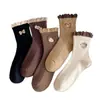 Calcetines de Media Pantorrilla para Mujer en Color Café con Encaje Bordado de Dibujos Animados, Nuevos Lindos Calcetines de Algodón Retro Japonés de Moda para Otoño e Invierno