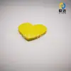 Fabricantes produzem adereços de torcida estampados em EVA, palmas de esponja em EVA, brinquedos de desenho animado em EVA e outros padrões