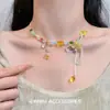 Collar de Cuentas Fresco y Artístico de Verano en Dulces Tonos Naranja y Verde Hoja, Cadena para Clavícula Estilo Dopamine Girl con Lazo