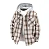 La nueva colección de otoño presenta camisa de manga larga con capucha a cuadros para hombre, top moderno y a la moda con doble bolsillo, chaqueta camisa para hombre