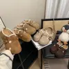 Zapatillas Planas Populares de Punta Cerrada para Mujer 2025 Primavera/Verano Nuevas Plataforma Retro Versátiles de Suela Gruesa de Punta Cerrada Medias Zapatillas para Mujer