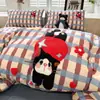 Conjunto de quatro peças bordado em toalha de algodão escovado estilo cartoon 100% algodão puro capa de edredom lençol lençol com elástico conjunto para dormitório estudantil