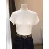 Camiseta de manga corta de algodón puro para mujer con hombro normal y cuello medio alto, nuevo estilo 2026, moderna y estilizada, perfecta para usar en capas a principios de otoño
