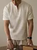 Camiseta de Algodón Mezclado con Textura de Gofre Gris para Hombre 2026 Verano Nuevo Estilo Casual Abierta a Mitad Manga Corta de Punto