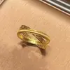 Novo Anel Cruzado Xiaohongshu Douyin Design de Luxo Acessível de Alta Aparência Joia de Moda Estilosa Versátil de Nicho para Mulheres