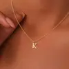 Colar Personalizado Europeu e Americano Transfronteiriço com Inicial em Ouro 26 Pingentes Corrente de Pescoço Colar de Corrente Osso de Cobra Feminino Verão 2024